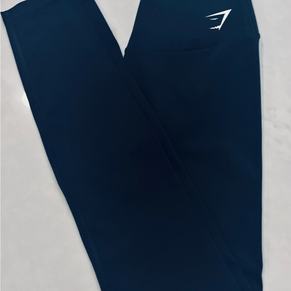 Gymshark Black Leggings with Iconic Logo 💥Never Worn💥